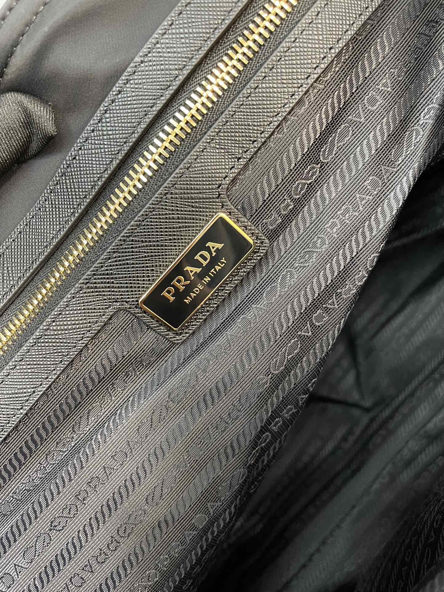 Prada Large Re Edition 1978 Re Nylon And Saffiano Leather Tote Bag Black 1BG527